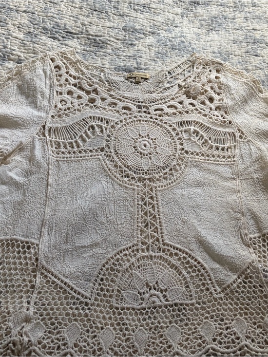 Democracy Tops - Democracy Cream Crochet Lace Yoke Blouse size large Boho